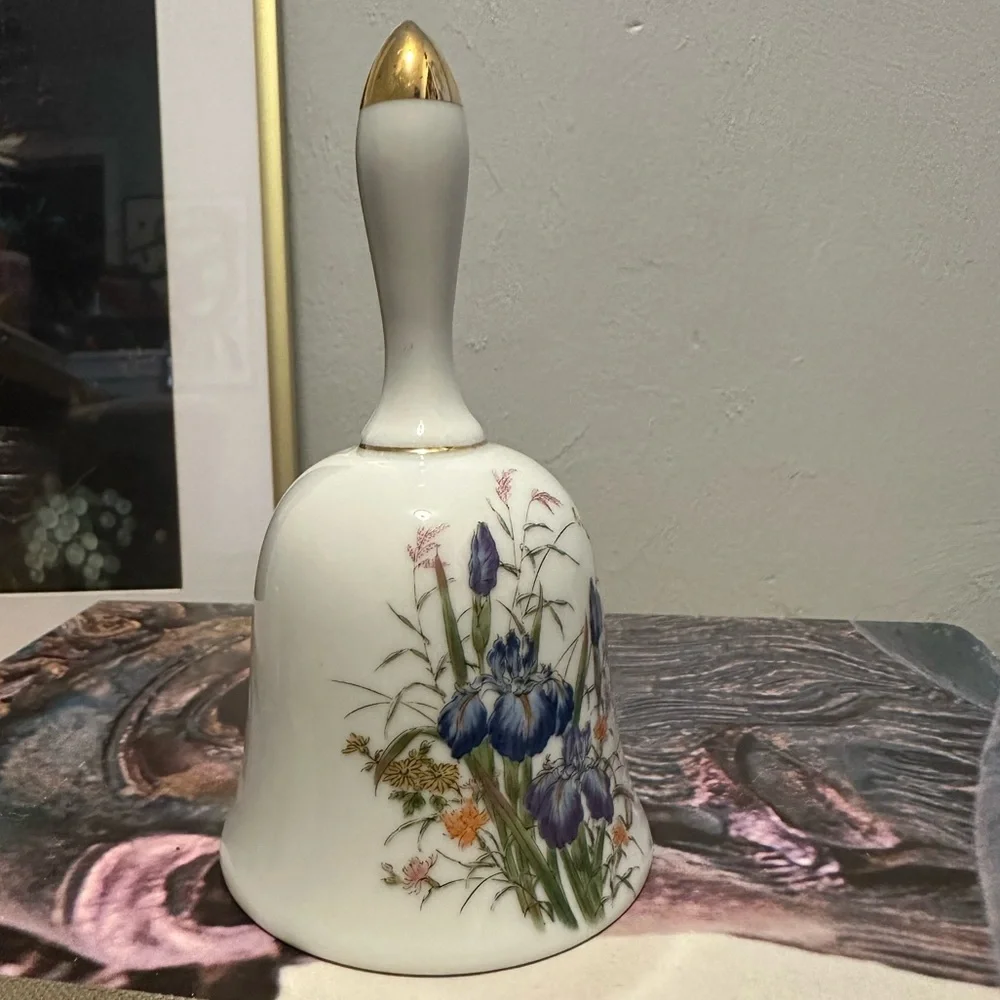 Vintage Japanese Inarco Floral Ceramic Bell with Handle - Cream and Gold